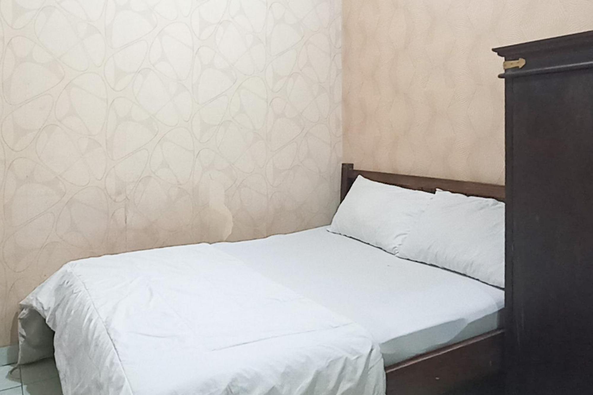 Trihakso Guest House Near Kaliurang Redpartner Слеман Экстерьер фото